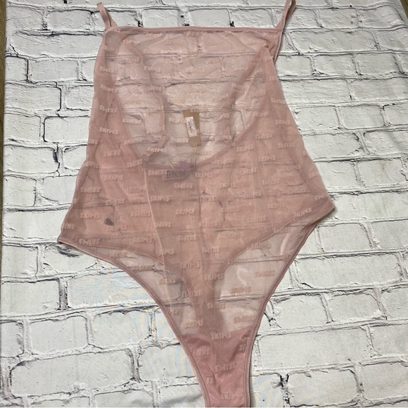 Skims After Hours velvet logo thong bodysuit size 3X Orchid NWT - Picture 3 of 10